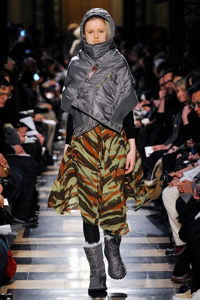 Look 40